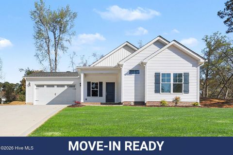 Homes For Sale - 1709 Elizabeth Drive<br/> Lenoir County, Kinston, NC 28504