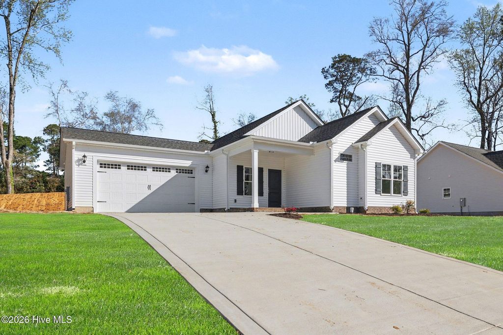 Photo of 1709 Elizabeth Drive, Kinston, NC 28504 (MLS # 100553254)