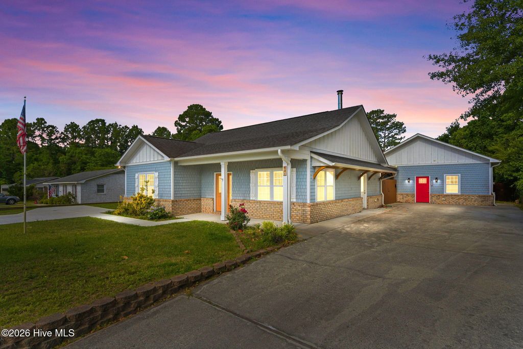 Photo of 621 Hadley Court, Wilmington, NC 28405 (MLS # 100576215)