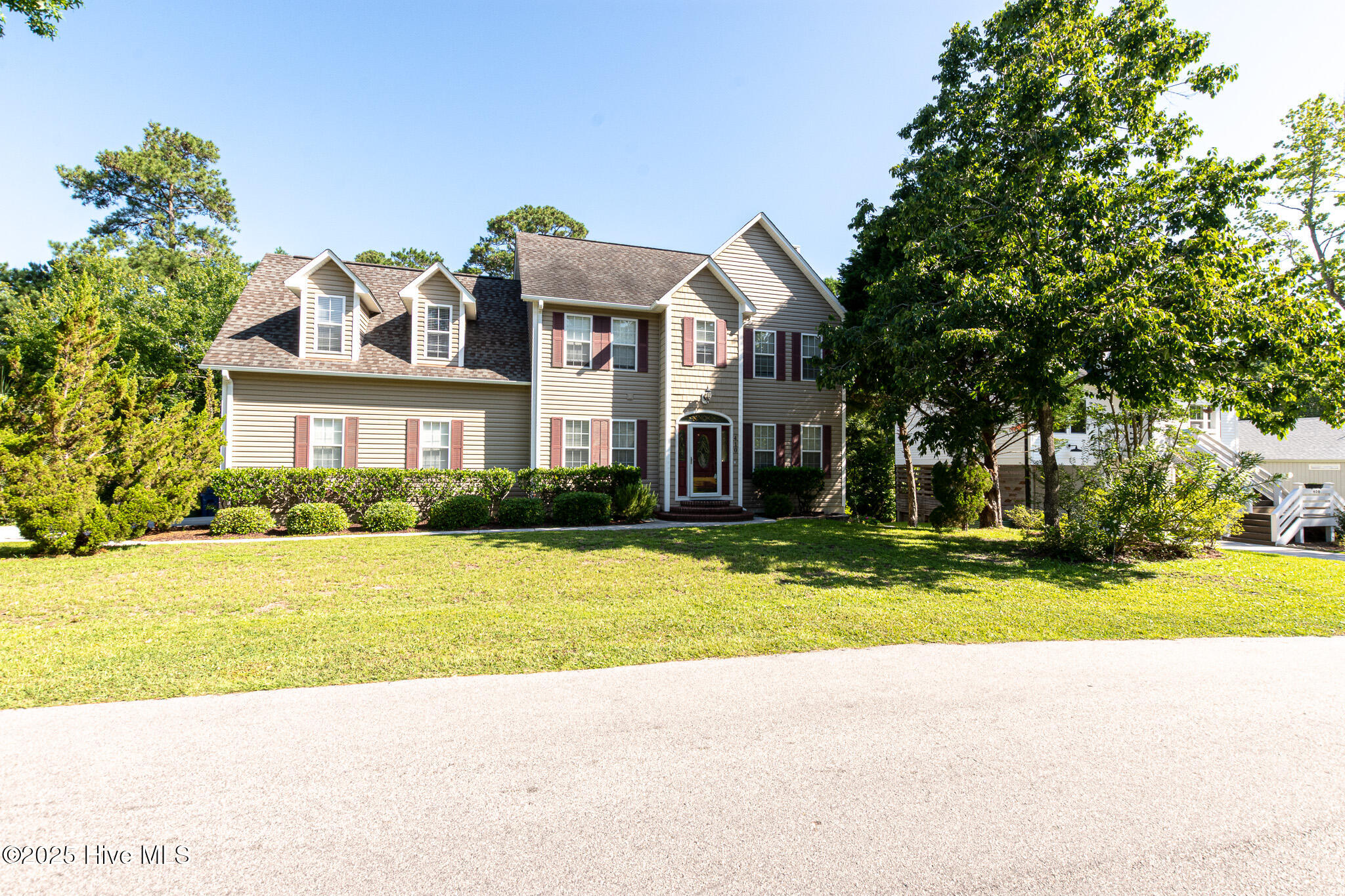 410 Celtic Ash Street