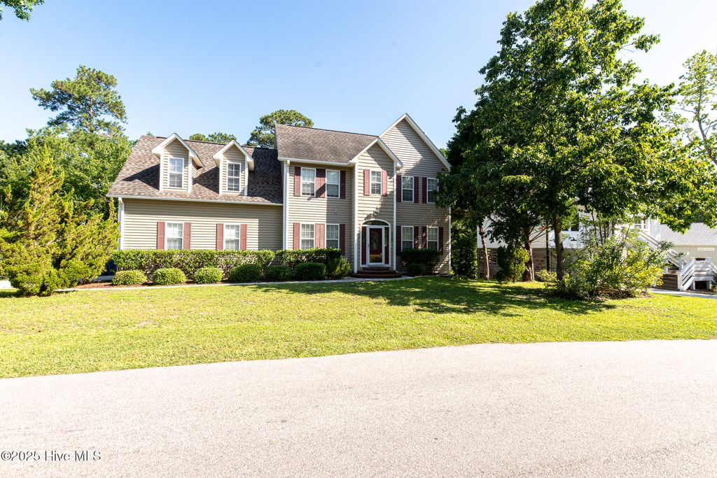 Photo of 410 Celtic Ash Street, Sneads Ferry, NC 28460 (MLS # 100522001)