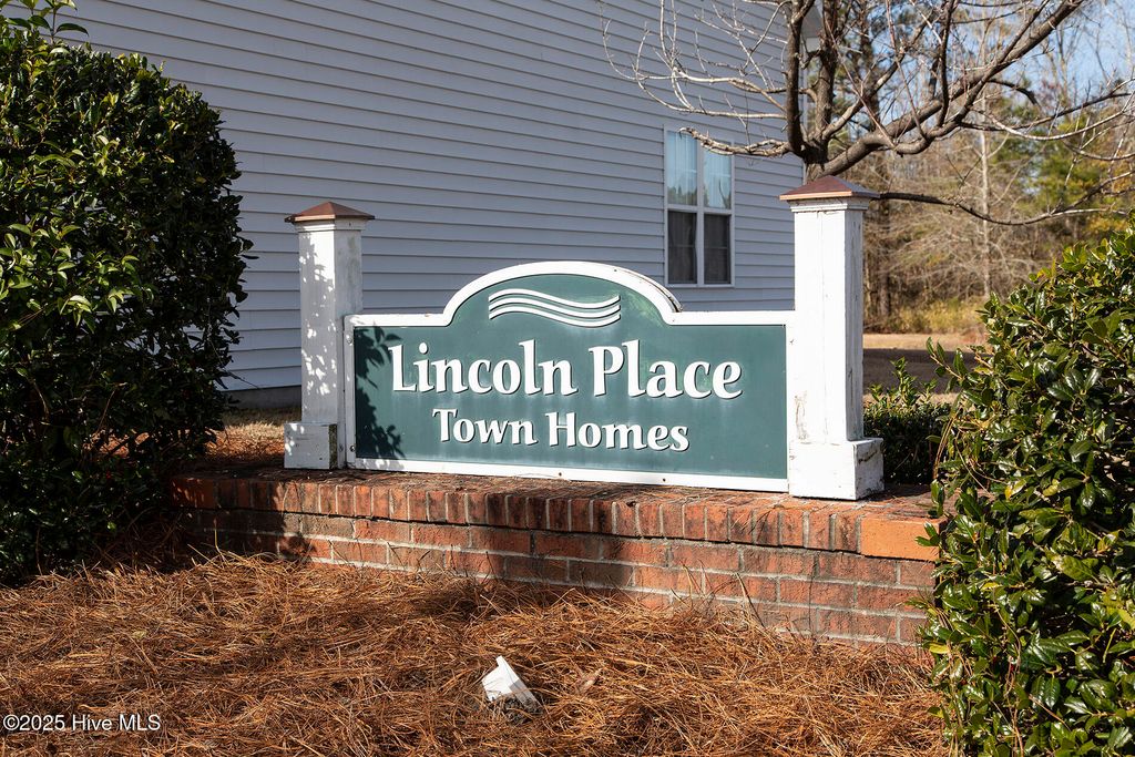 Photo of 116 Lincoln Place Circle, Leland, NC 28451 (MLS # 100526047)