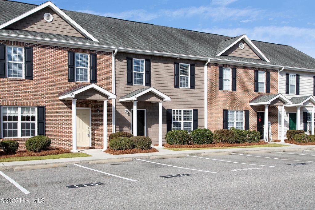 Photo of 116 Lincoln Place Circle, Leland, NC 28451 (MLS # 100526047)