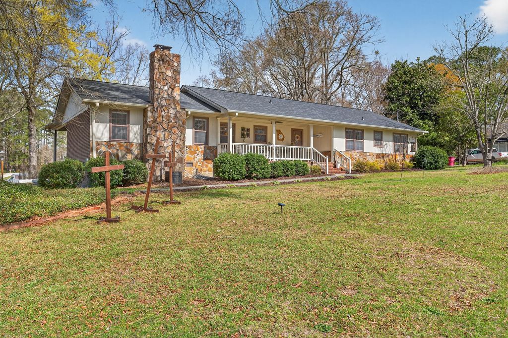 Photo of 651 Wallace-Wells Circle, Lincolnton, GA 30817 (MLS # 553224)