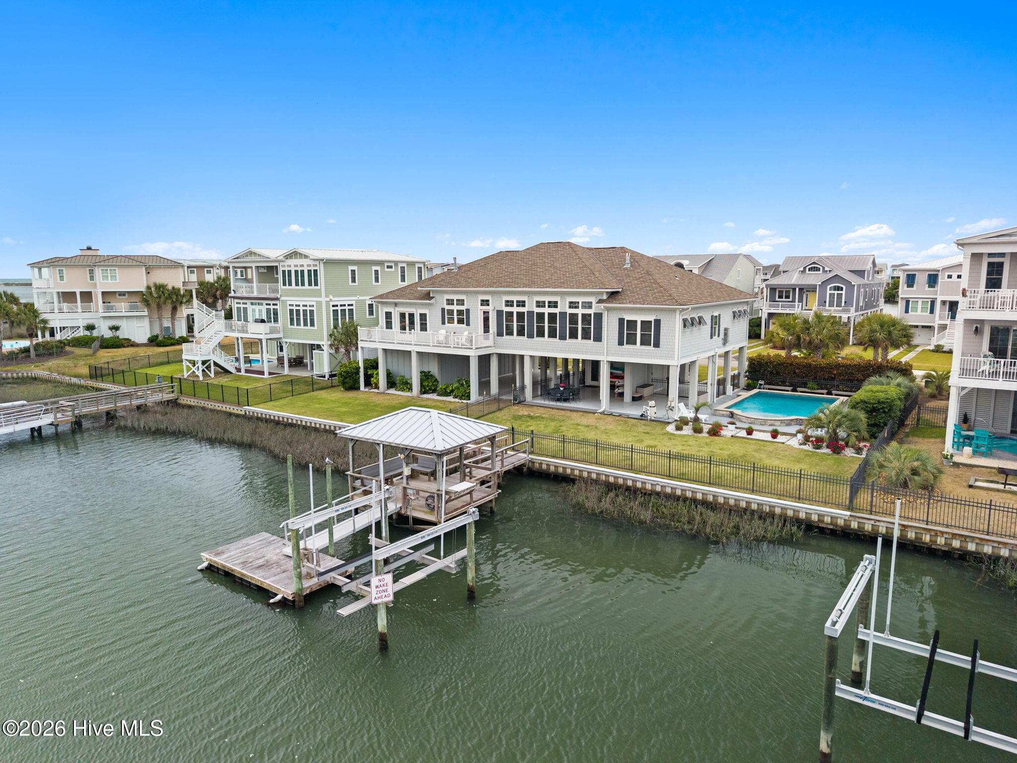 1515 N Shore Drive