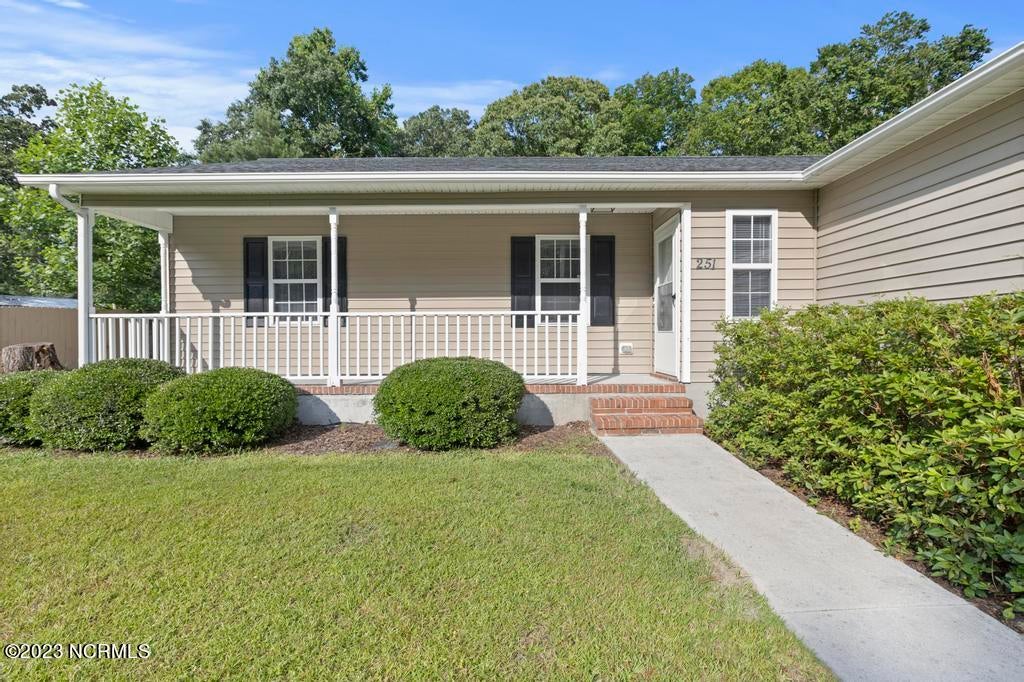 251 S Creek Drive