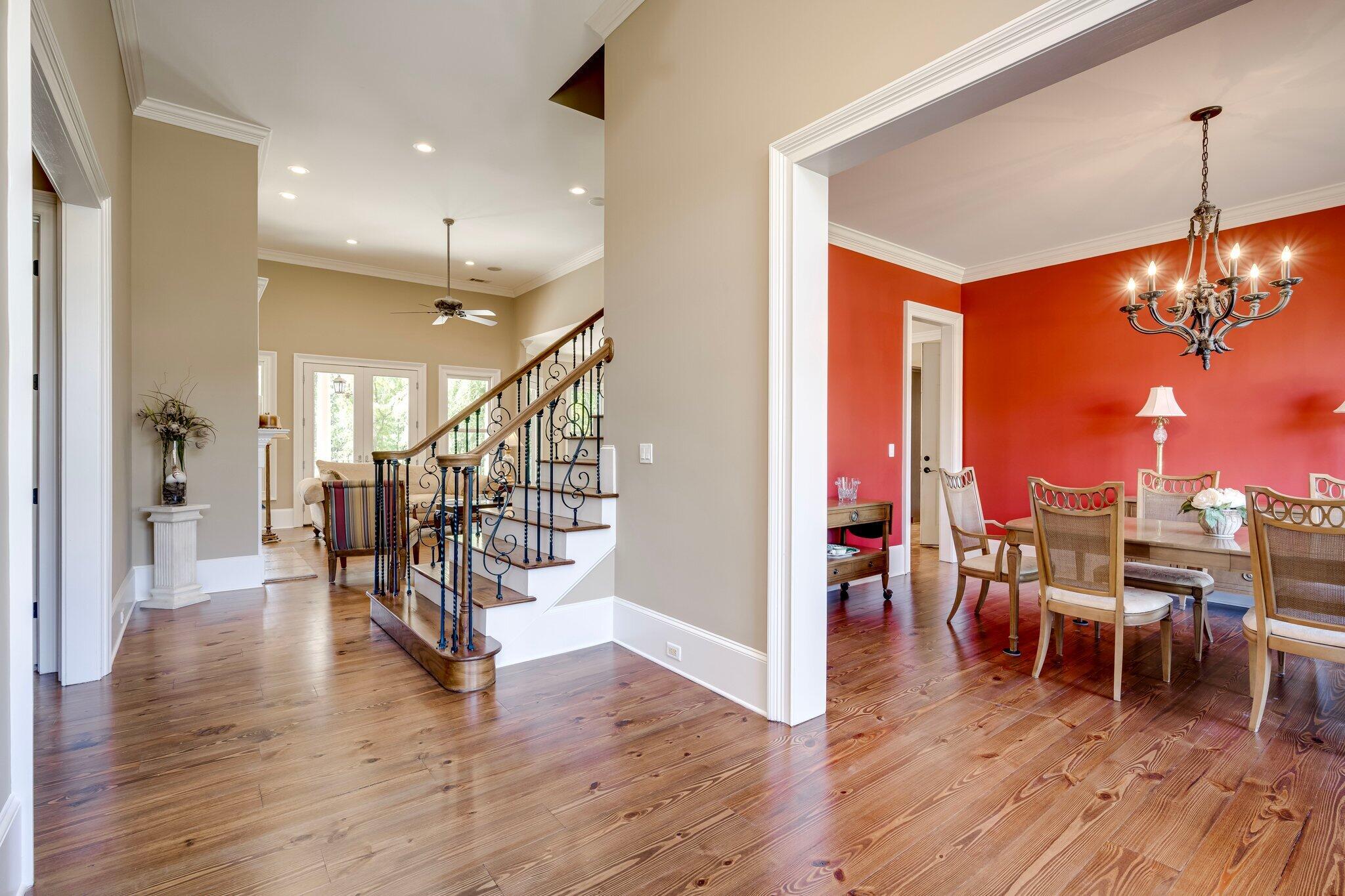 608 Emerald Crossing