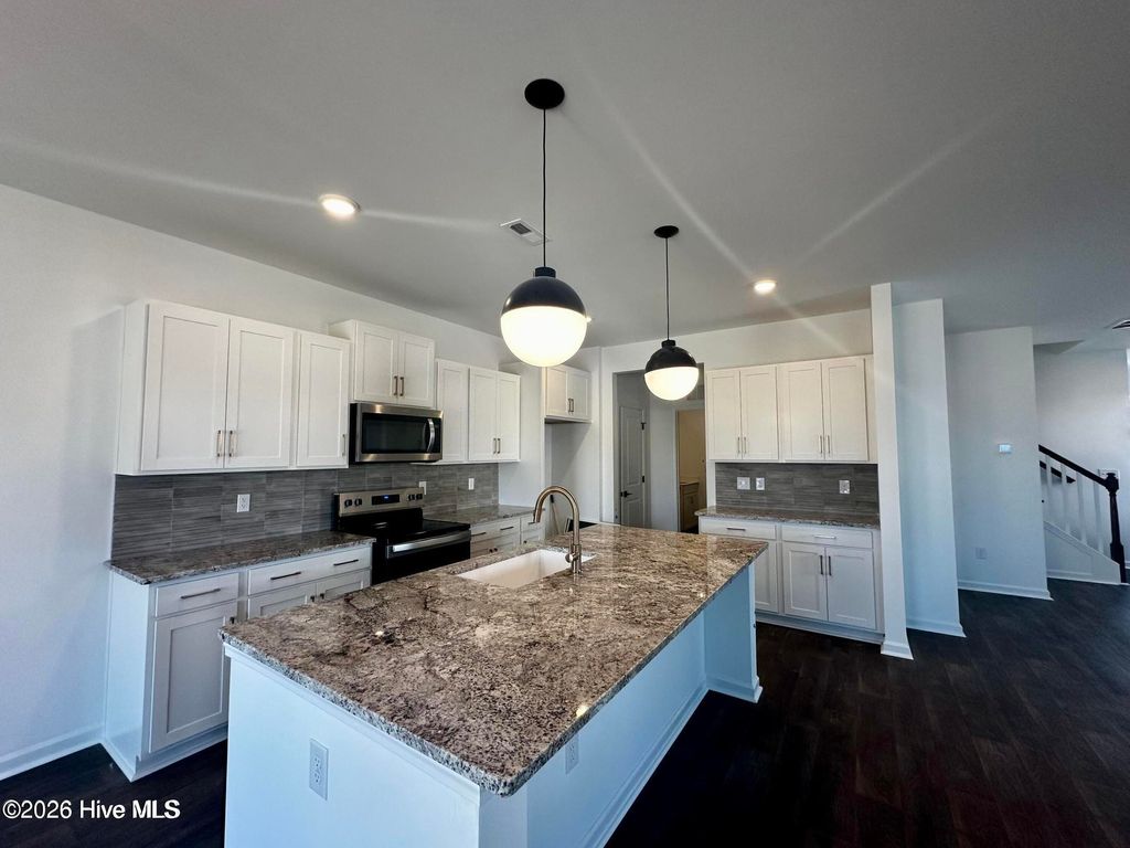 Photo of 2525 Salt Cedar Drive SE, Bolivia, NC 28422 (MLS # 100576363)