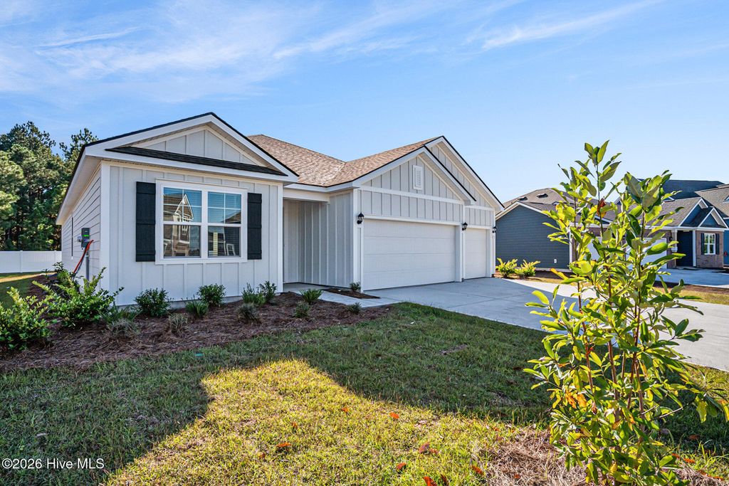 Photo of 396 Anchorline Way #Lot 19, Jacksonville, NC 28546 (MLS # 100571179)