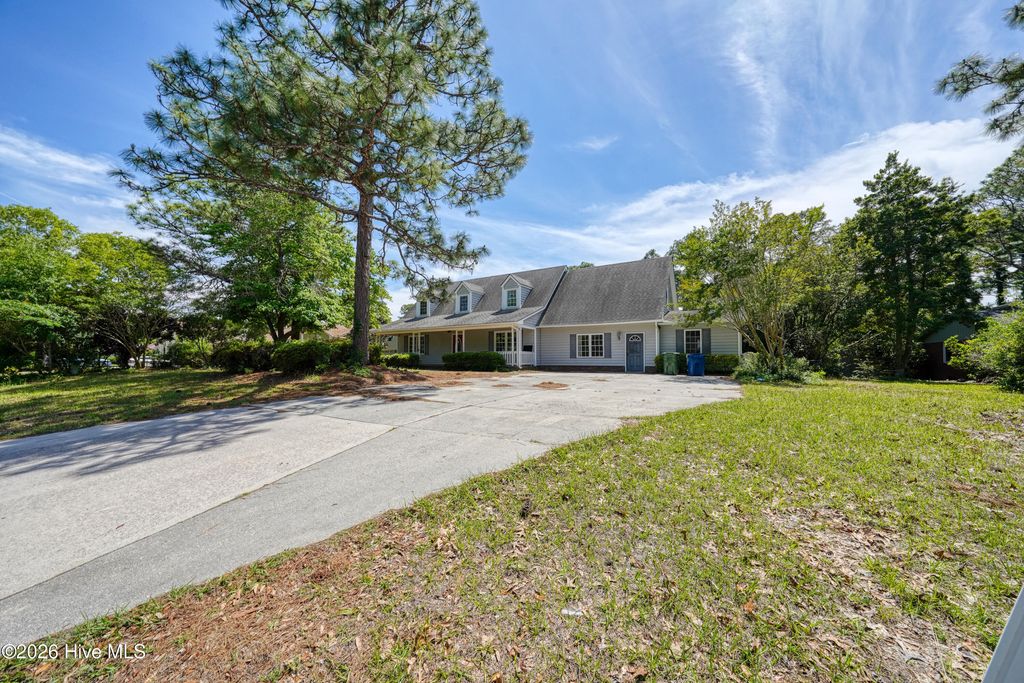 Photo of 2320 Robert Hoke Road, Wilmington, NC 28412 (MLS # 100572633)