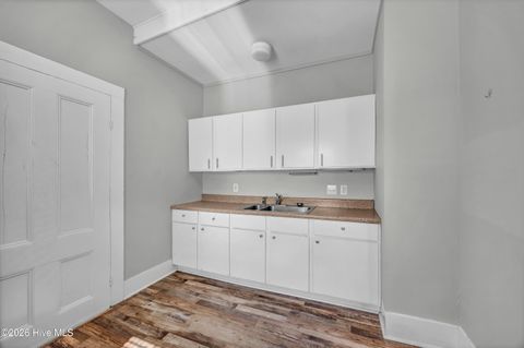 Tiny photo for 113 N 7th Street, Wilmington, NC 28401 (MLS # 100555907)