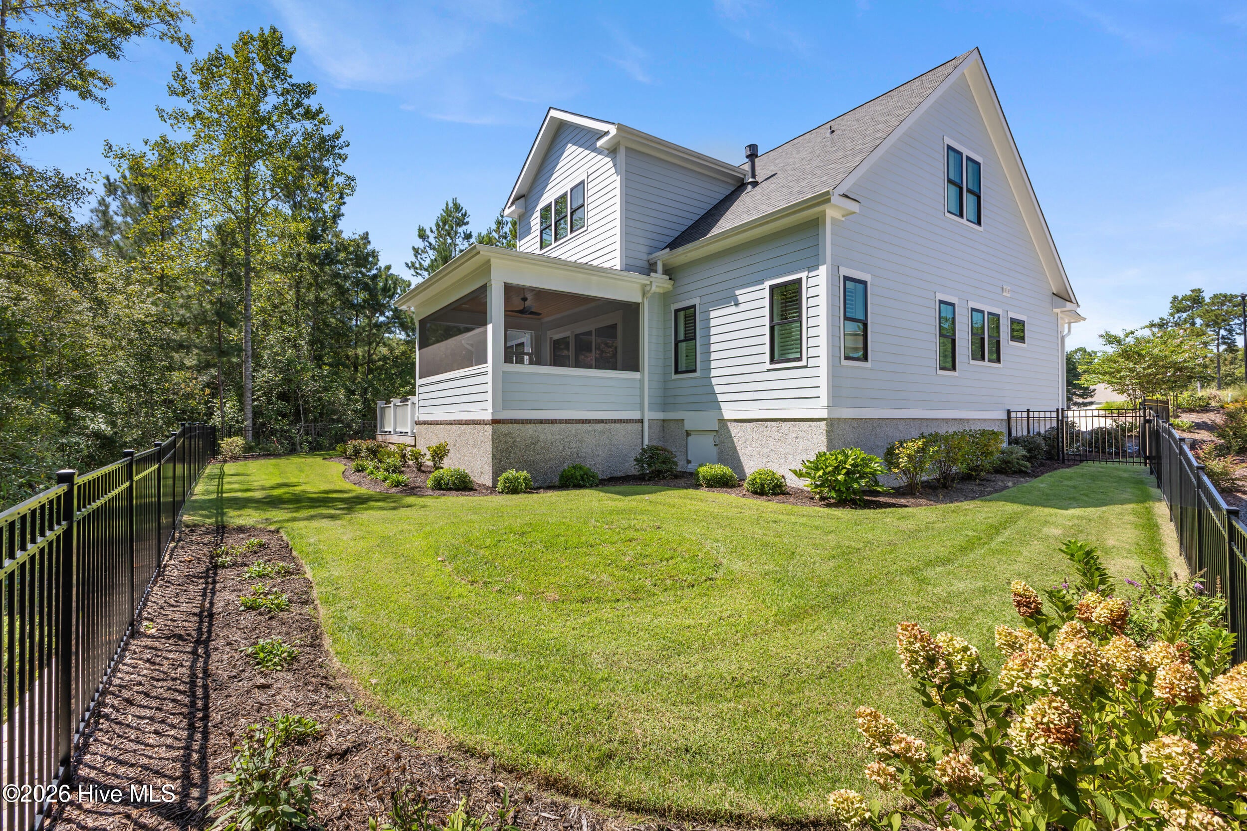 3818 Lemon Drop Lane NE
