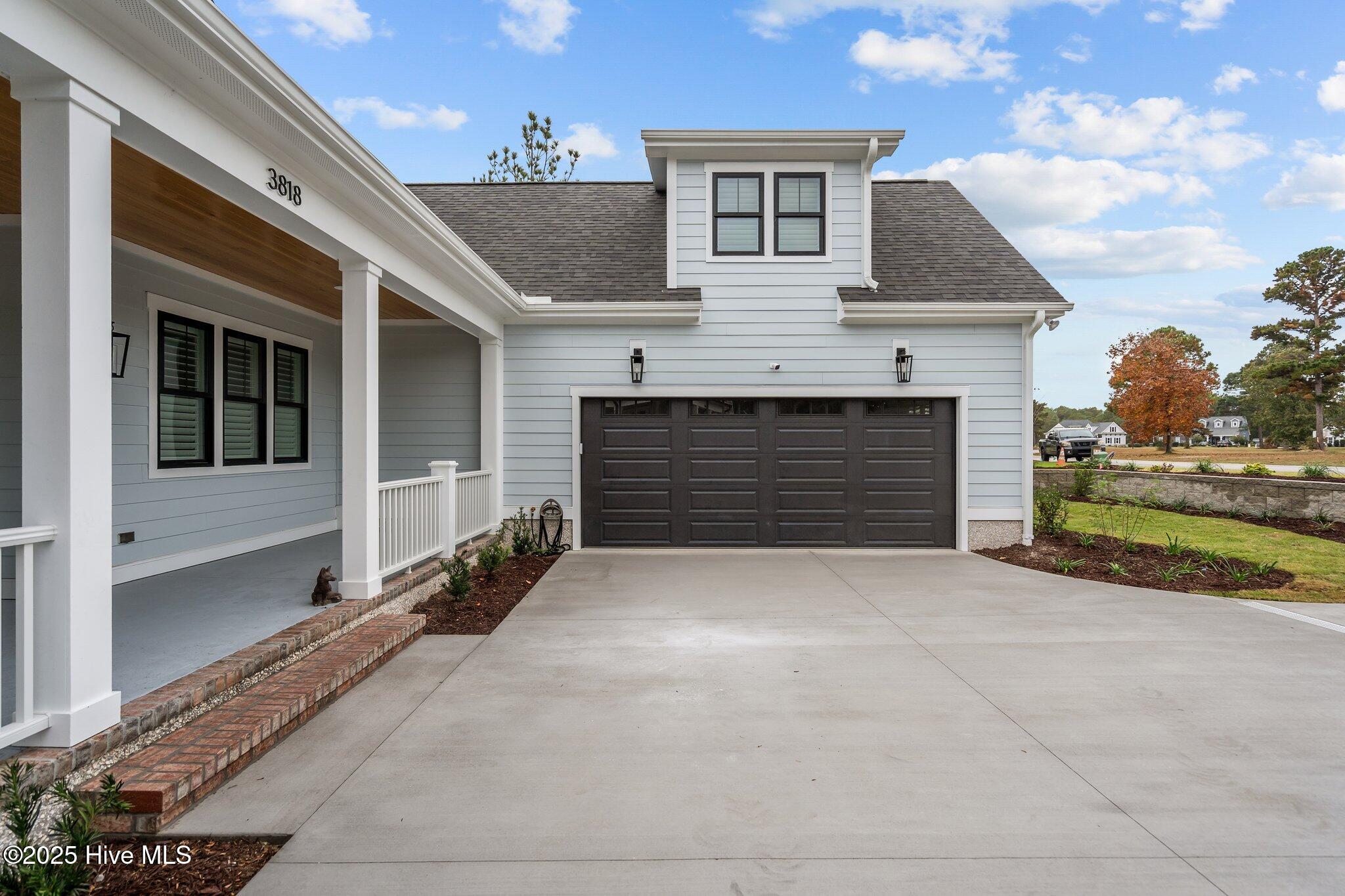 3818 Lemon Drop Lane NE