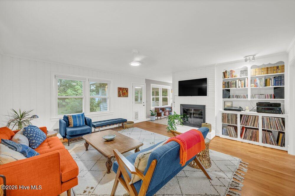 309 Longstreet Drive