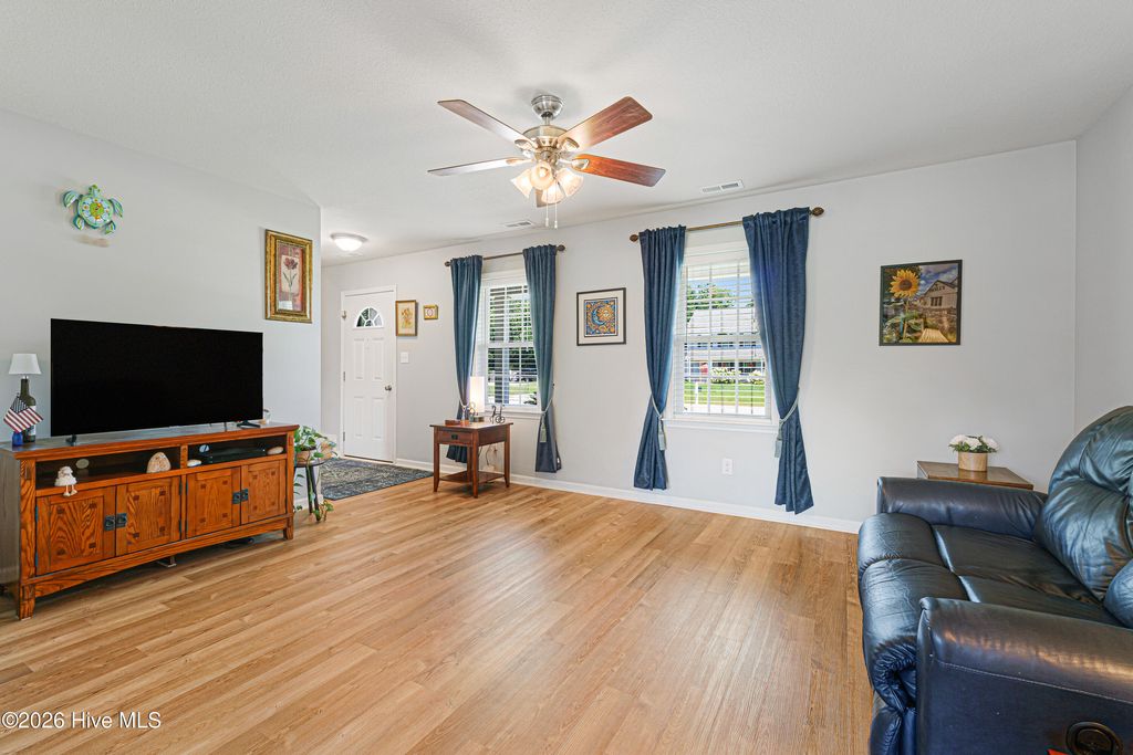 Photo of 146 Quinn Hill Road, Newport, NC 28570 (MLS # 100588705)