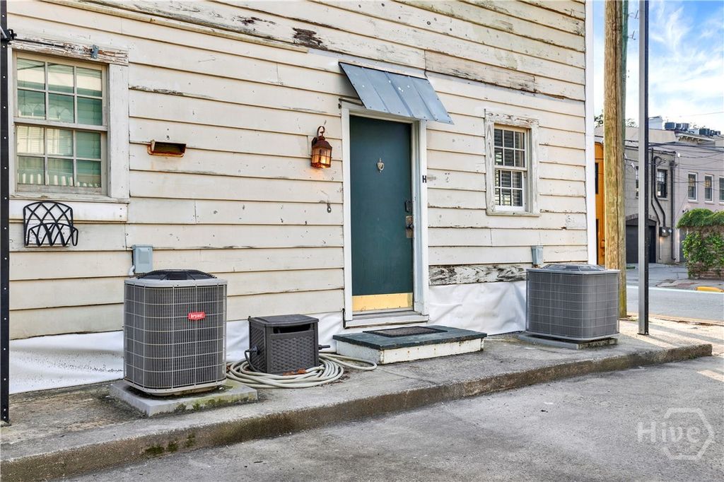 Photo of 501 E Charlton Street #H, Savannah, GA 31401 (MLS # SA345745)