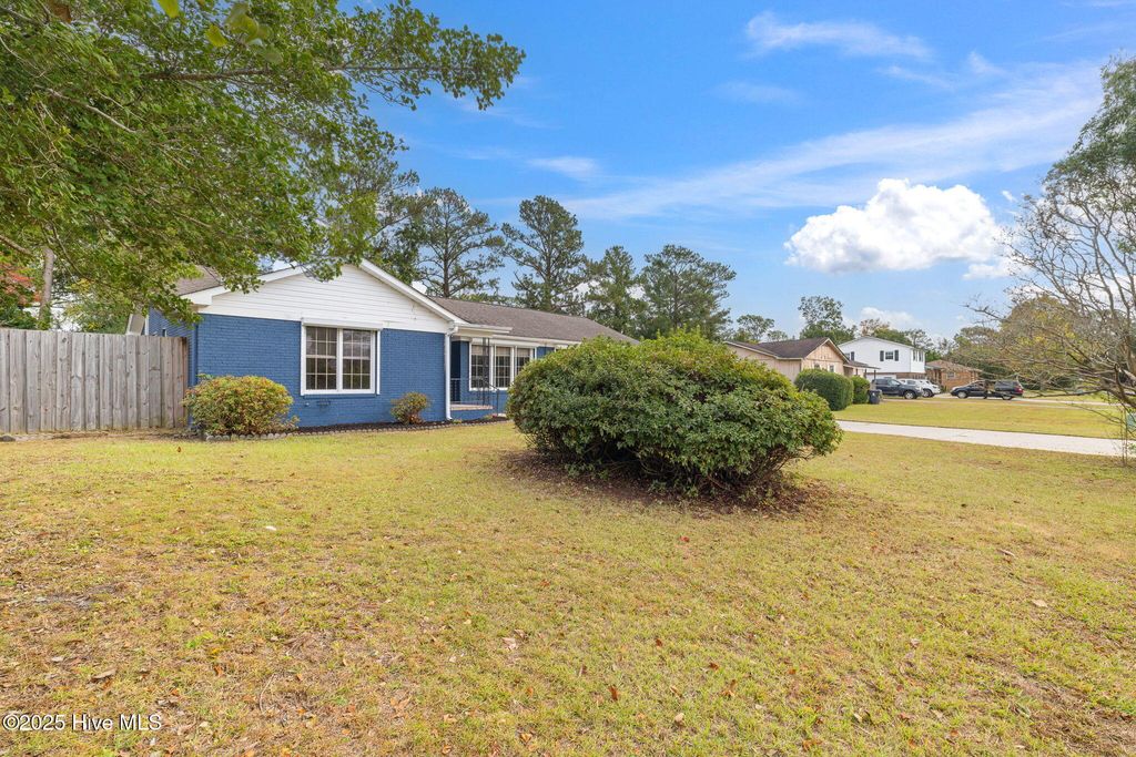 Photo of 1206 Kings Grant Road, Wilmington, NC 28405 (MLS # 100539016)