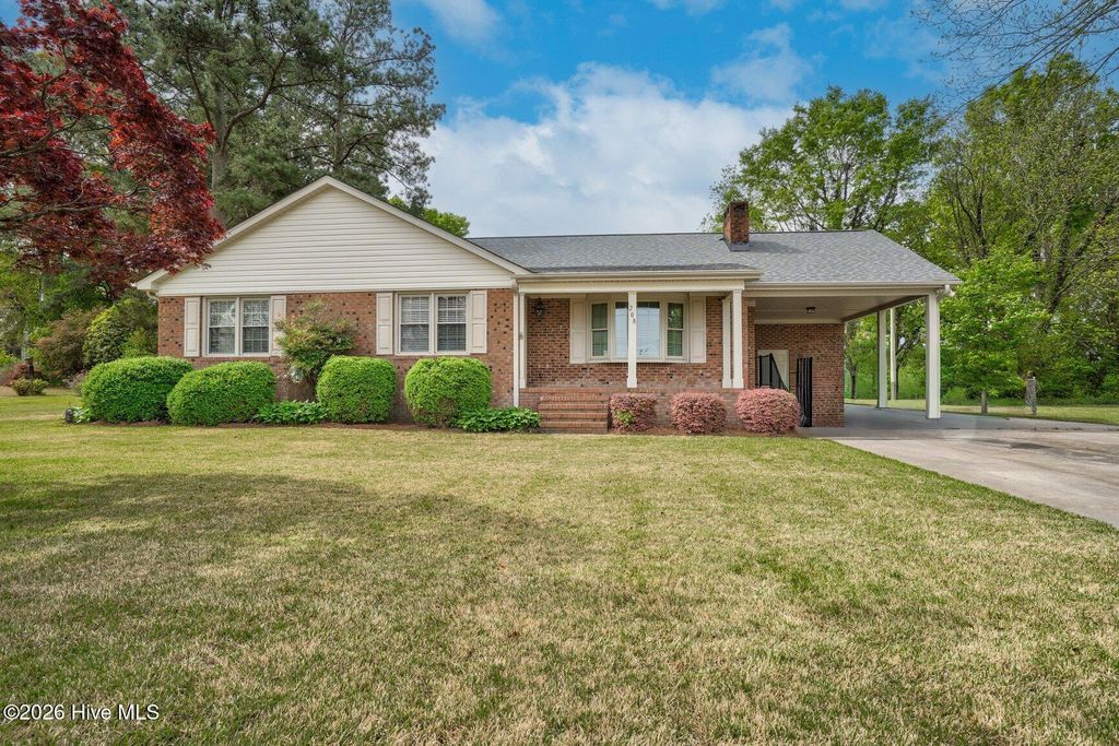 Photo of 208 E Nash Street, Macclesfield, NC 27852 (MLS # 100565837)