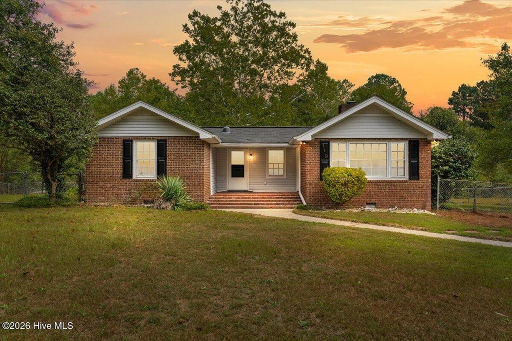 Photo of 119 Bluebird Lane, West End, NC 27376 (MLS # 100548031)