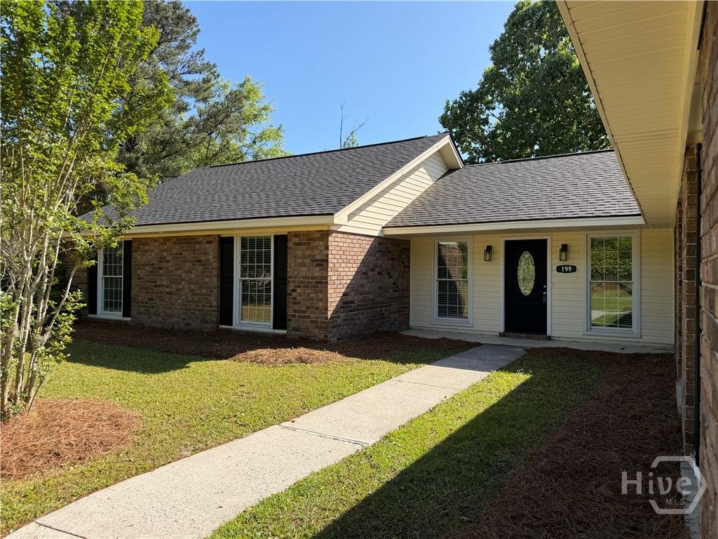 Photo of 199 Ponderosa Road, Richmond Hill, GA 31324 (MLS # SA353345)