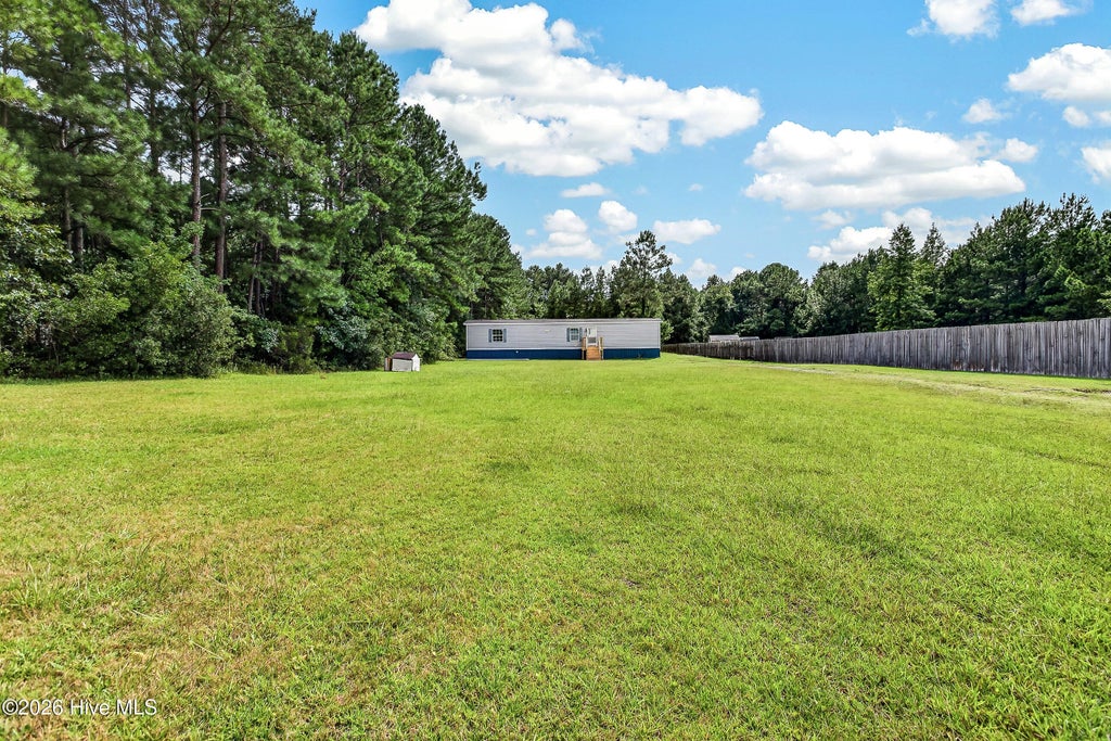 Photo of 125 Woodleaf Lane, Jacksonville, NC 28540 (MLS # 100595226)