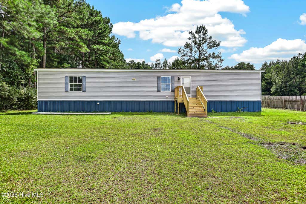 Photo of 125 Woodleaf Lane, Jacksonville, NC 28540 (MLS # 100595226)