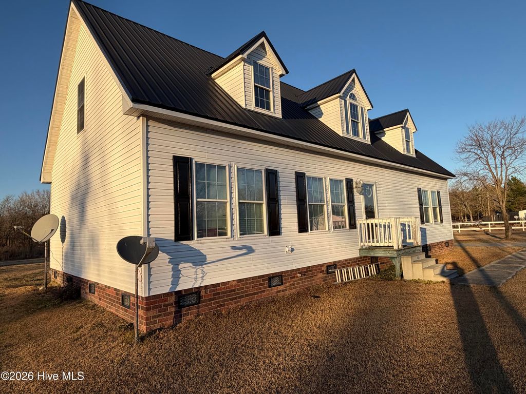 Photo of 848 Pinewood Road, Fairmont, NC 28340 (MLS # 100550202)