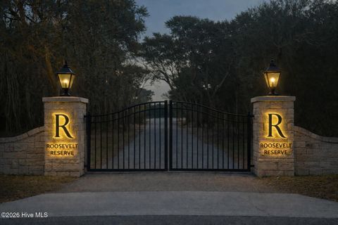 102 102 Roosevelt Reserve Park Place Pine Knoll Shores NC 28512