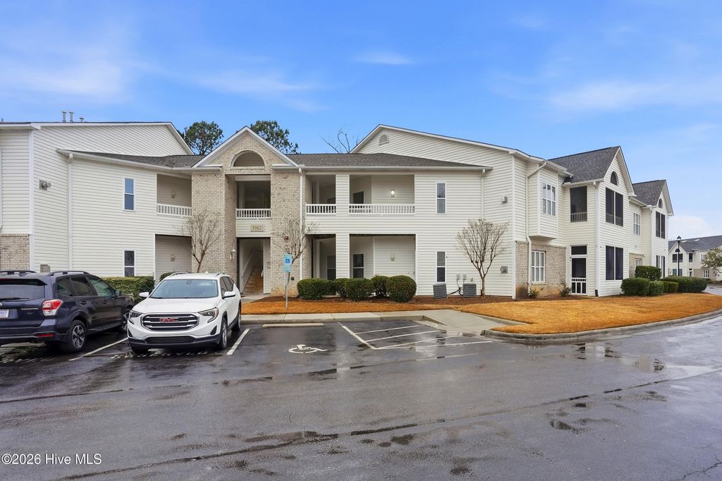 Photo of 3902 Botsford Court #Unit 204, Wilmington, NC 28412 (MLS # 100554334)