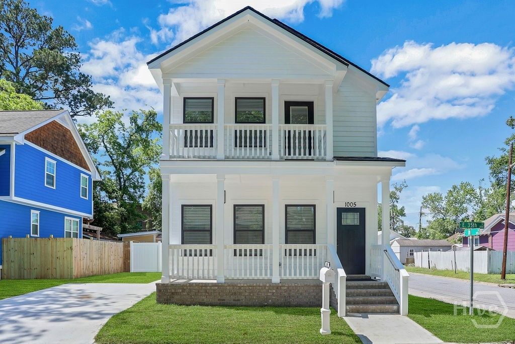 Photo of 1005 E 35th Street, Savannah, GA 31401 (MLS # SA355363)