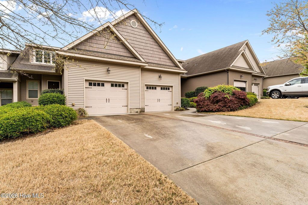 Photo of 41 Cypress Circle, Southern Pines, NC 28387 (MLS # 100565572)