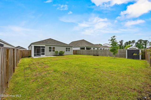 Tiny photo for 208 Airlie Vista Lane, Surf City, NC 28445 (MLS # 100572074)