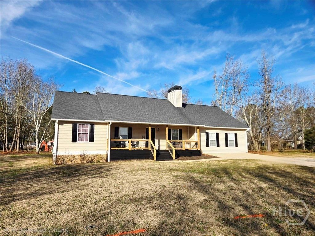 Photo of 10 Shannons Lane, Comer, GA 30629 (MLS # CL348063)