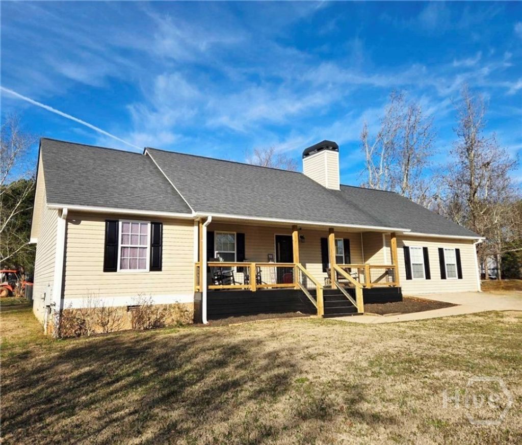 Photo of 10 Shannons Lane, Comer, GA 30629 (MLS # CL348063)