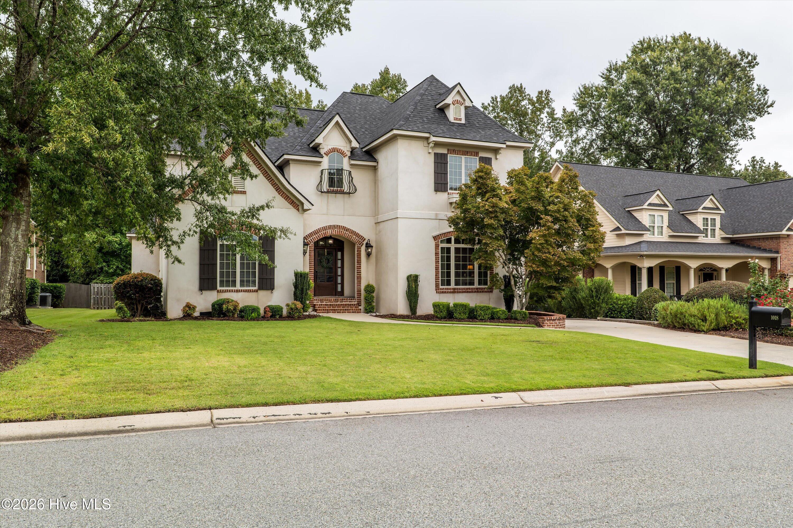1018 Emerald Place