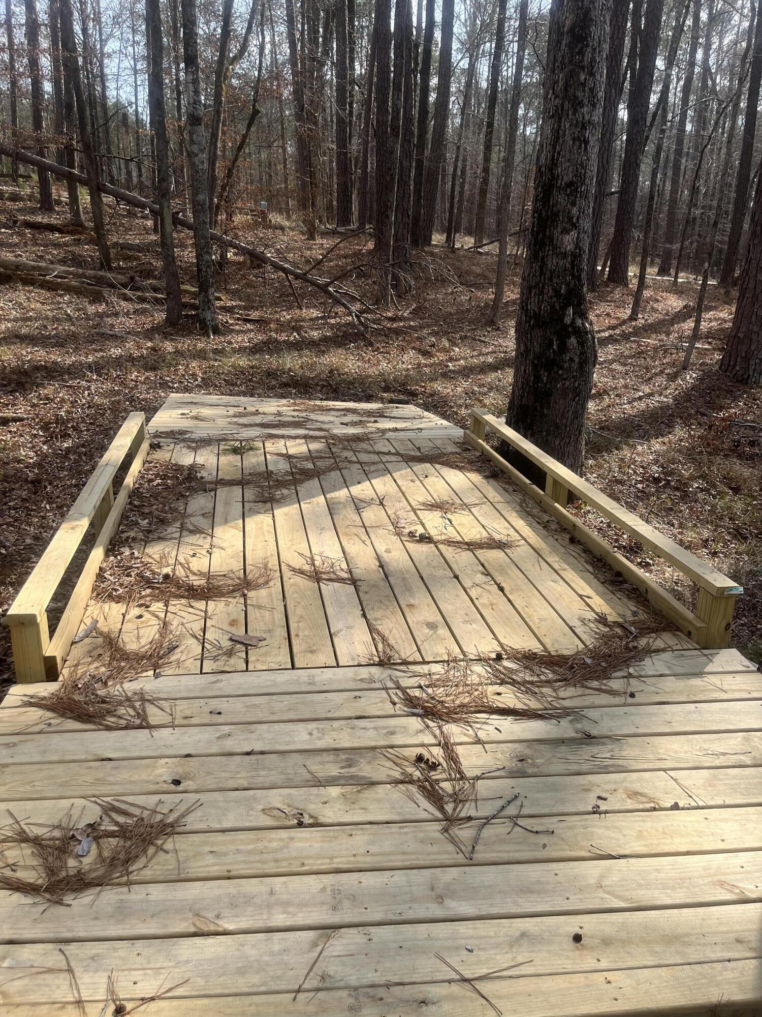 1249 Lakeshore Estates Drive