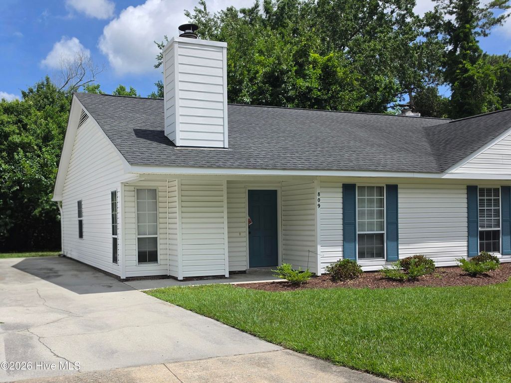 Photo of 809 Varsity Drive, Wilmington, NC 28403 (MLS # 100577172)