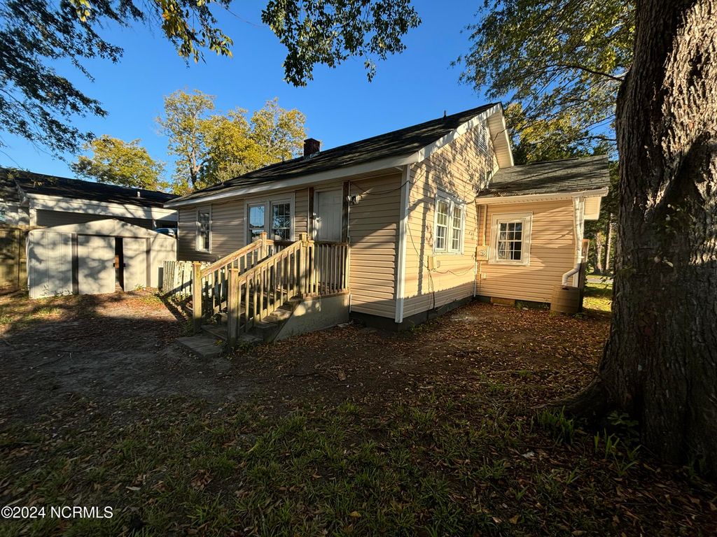 Photo of 20 Ward Street, Jacksonville, NC 28540 (MLS # 100556554)