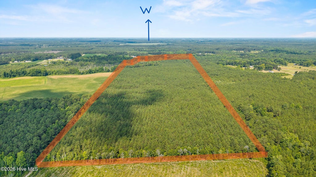 Photo of 0 Near 8944 Chauncey T, Lake Waccamaw, NC 28450 (MLS # 100593782)