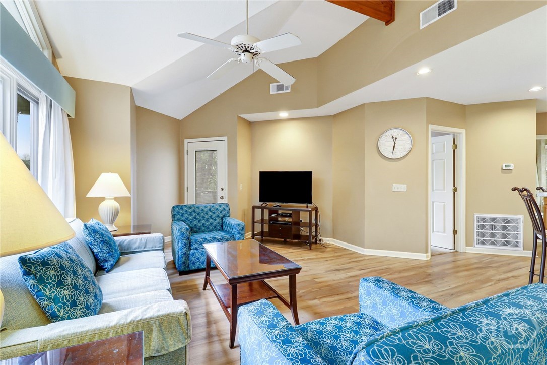 55 Barcelona Road 292-2