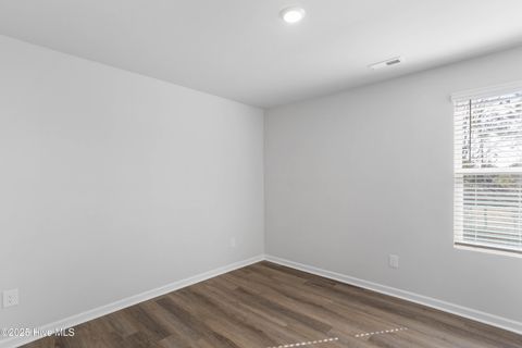 Tiny photo for 621 S Squires Run Lane, Richlands, NC 28574 (MLS # 100546626)