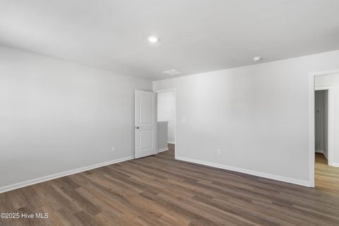 Tiny photo for 621 S Squires Run Lane, Richlands, NC 28574 (MLS # 100546626)