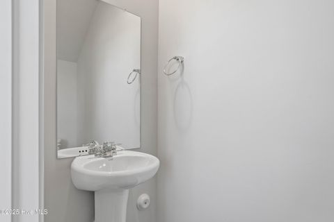 Tiny photo for 621 S Squires Run Lane, Richlands, NC 28574 (MLS # 100546626)