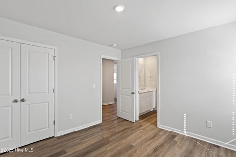 Tiny photo for 621 S Squires Run Lane, Richlands, NC 28574 (MLS # 100546626)