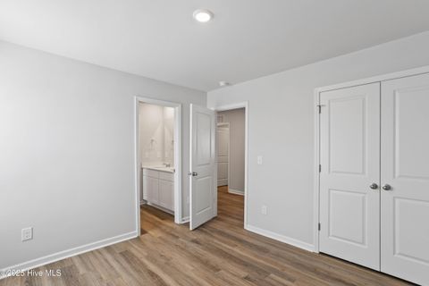 Tiny photo for 621 S Squires Run Lane, Richlands, NC 28574 (MLS # 100546626)