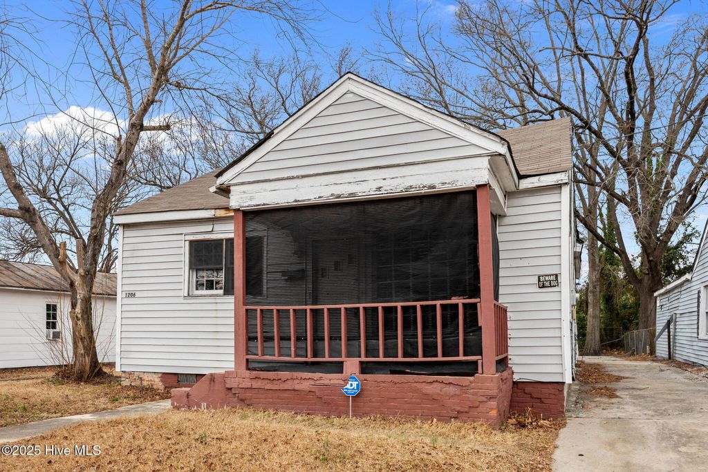 Photo of 1206 W 3rd Street, Greenville, NC 27834 (MLS # 100546906)