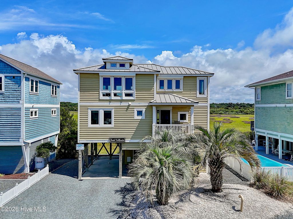 Photo of 646 Ocean Boulevard W, Holden Beach, NC 28462 (MLS # 100558900)