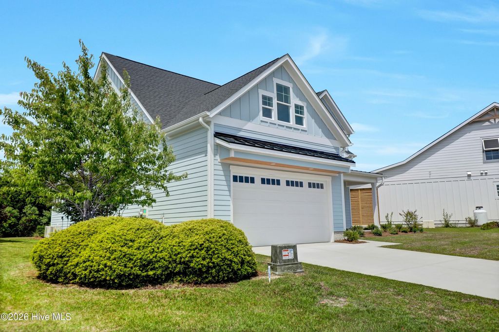 Photo of 500 Boneset Park Trail, Holly Ridge, NC 28445 (MLS # 100573692)