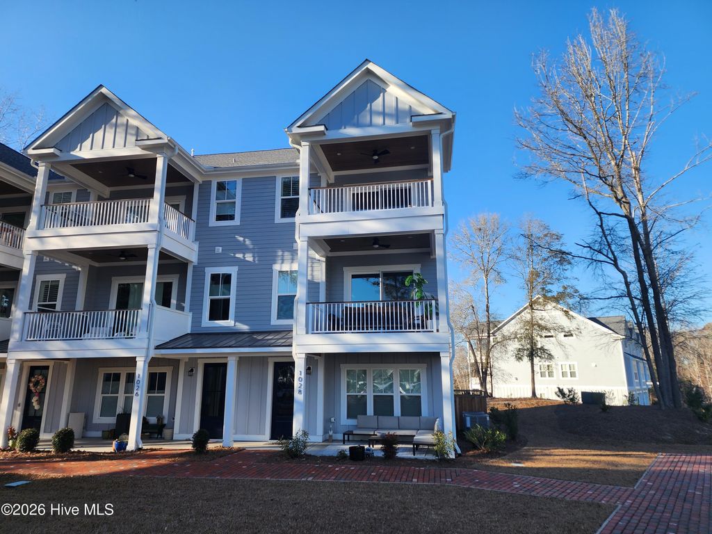 Photo of 1028 Mariners View Way, Castle Hayne, NC 28429 (MLS # 100549479)