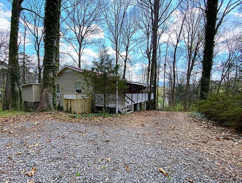 Homes For Sale - 696 Chatuge Village Circle<br/> Hayesville, NC 28904